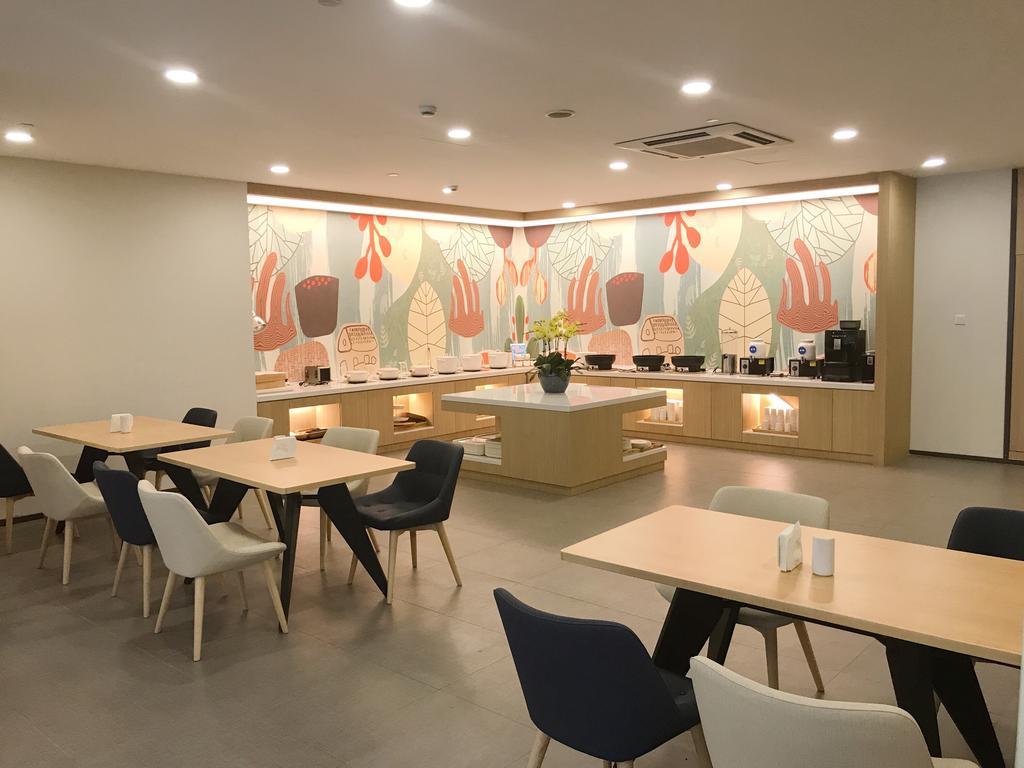Hanting Hotel Shanghai Zhenping Rd Exterior photo